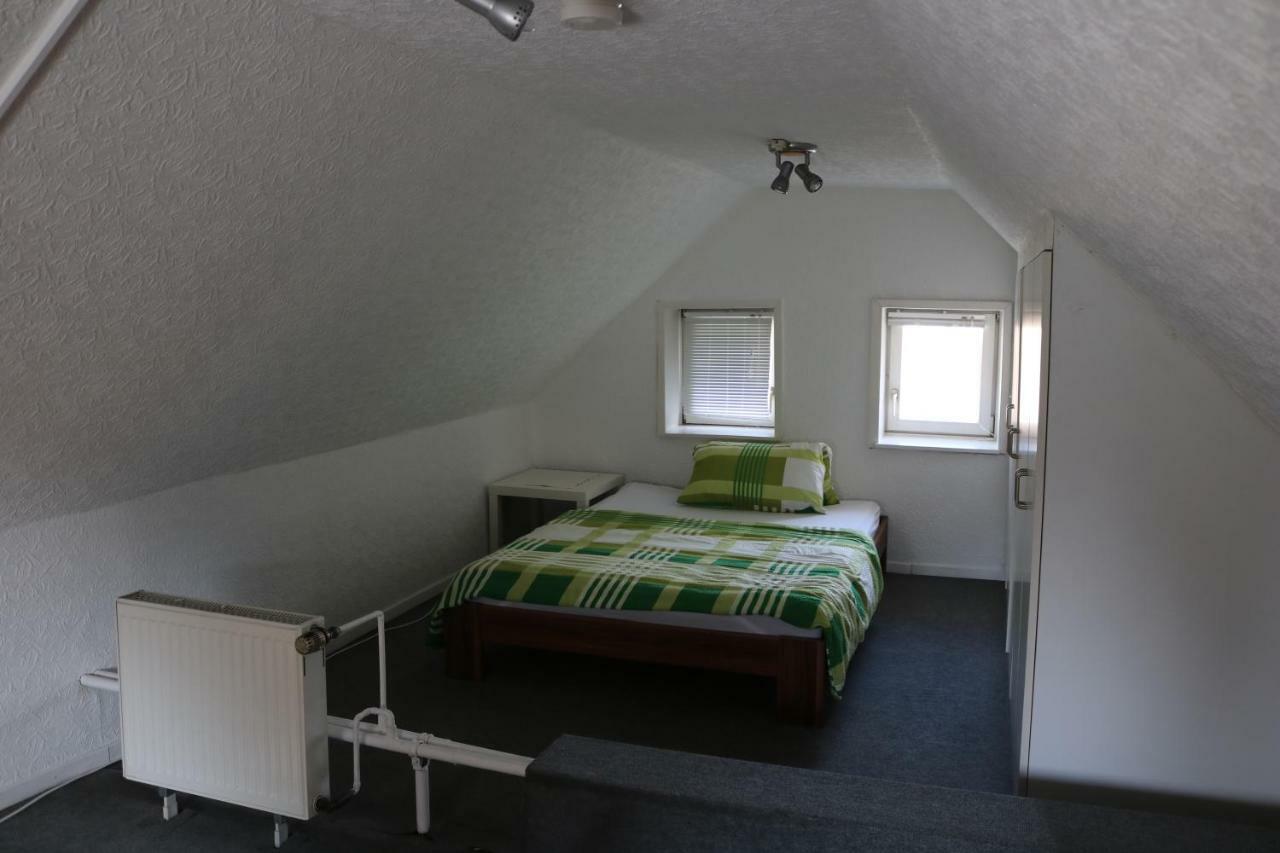 Apartamento Kleines, gemütliches Häuschen Mönchengladbach Exterior foto